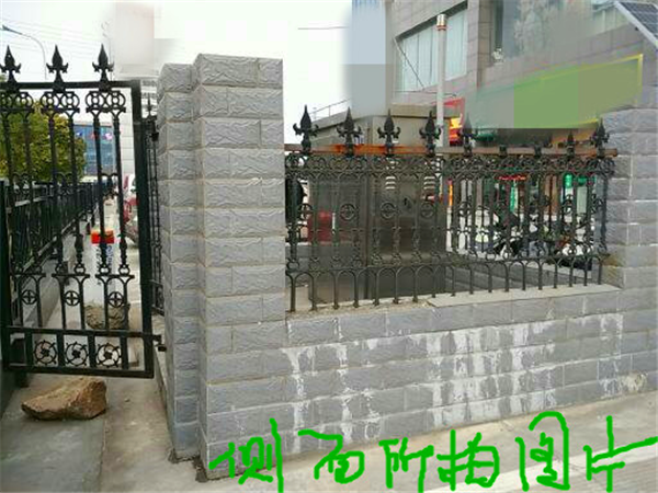 南通风水师姜军所见店铺的四重煞 2017-02-15 何为四重煞？一煞，飞镖密布正对；二煞，燃气总集成汇集在此，危险源必然存在；三煞，灯杆高耸直对；大家疑···